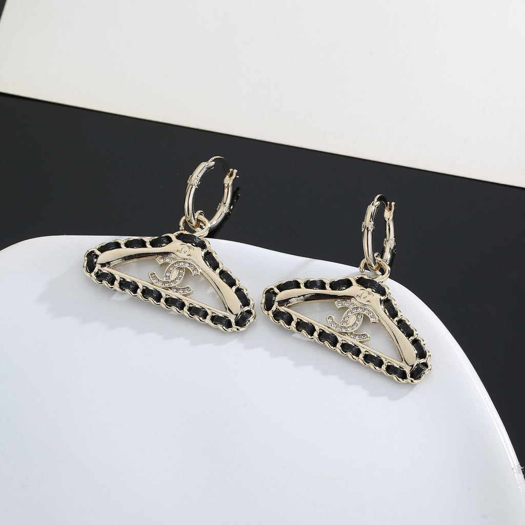 Chanel Gold-Tone Openwork Fan Drop Earrings - album image 1