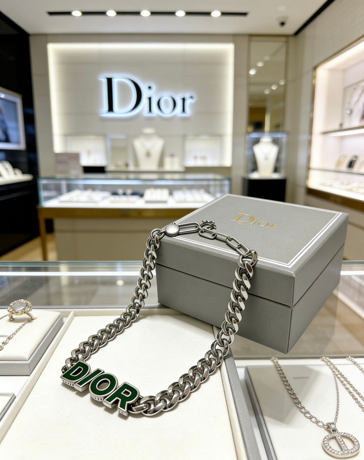 Dior Green Letter Chain Bracelet - product image 4