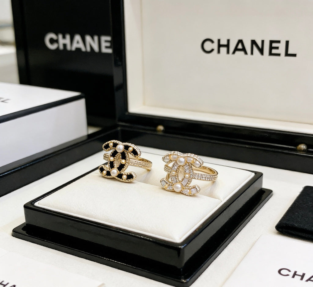 Chanel Pearl Ring - album image 5