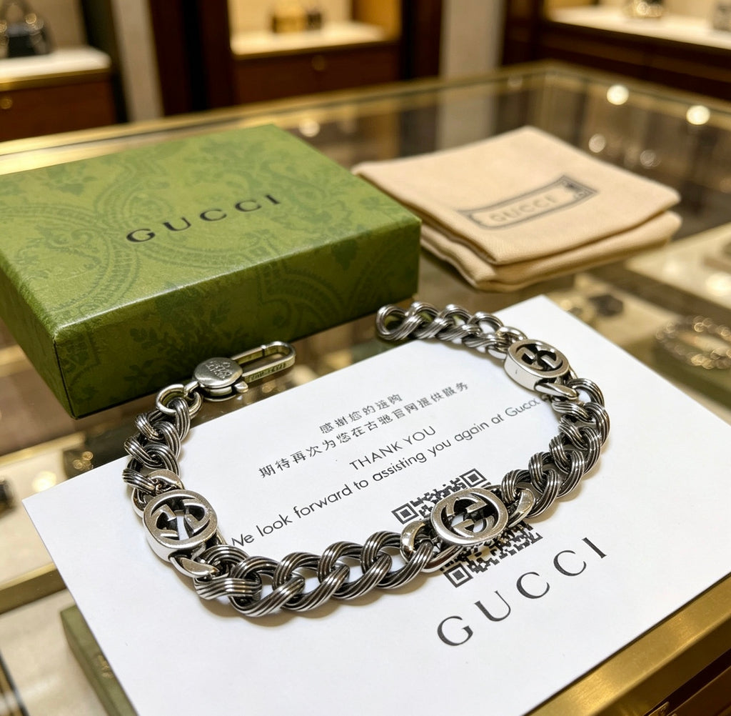 Gucci Dark Silver-Tone Textured Link Bracelet - album image 6