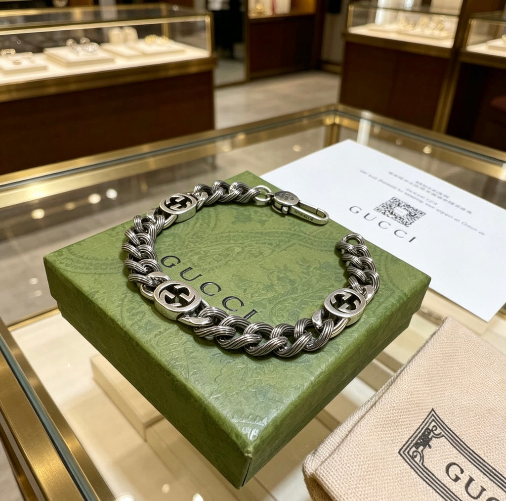 Gucci Dark Silver-Tone Textured Link Bracelet - album image 9