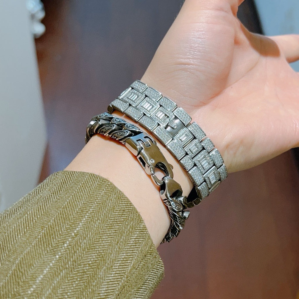 Gucci Silver-Tone Wide Grooved Cuban Link Bracelet - album image 4