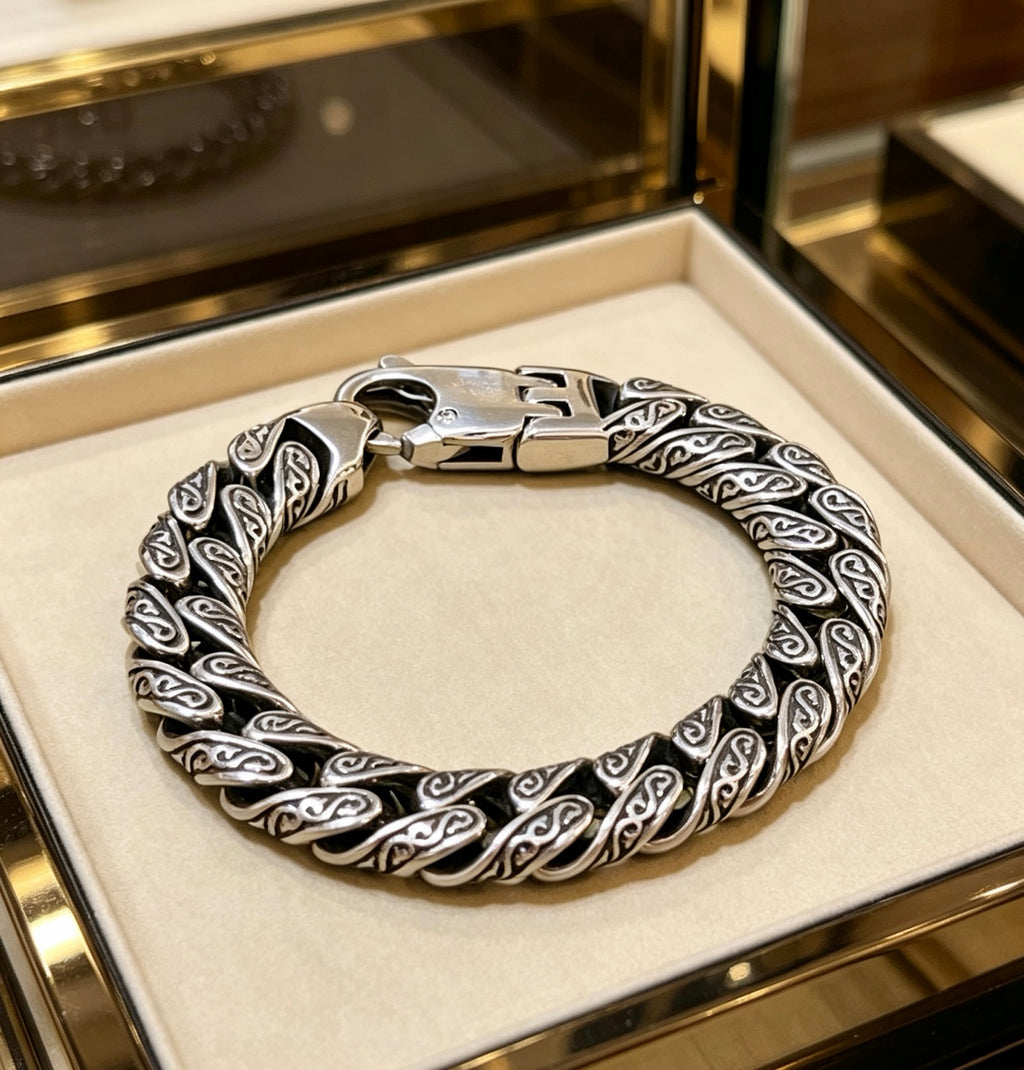 Gucci Silver-Tone Wide Grooved Cuban Link Bracelet - album image 1
