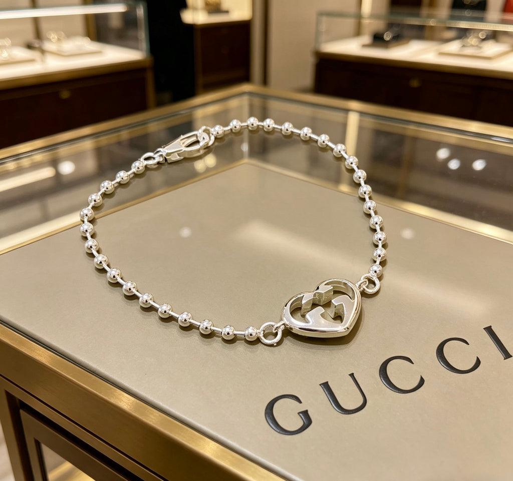 Gucci Silver-Tone Heart Charm Beaded Bracelet - album image 2