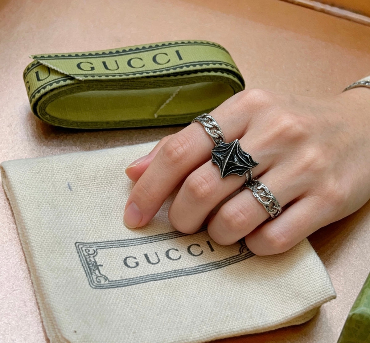 Gucci Anger Forest Interlocking G Ring - album image 8