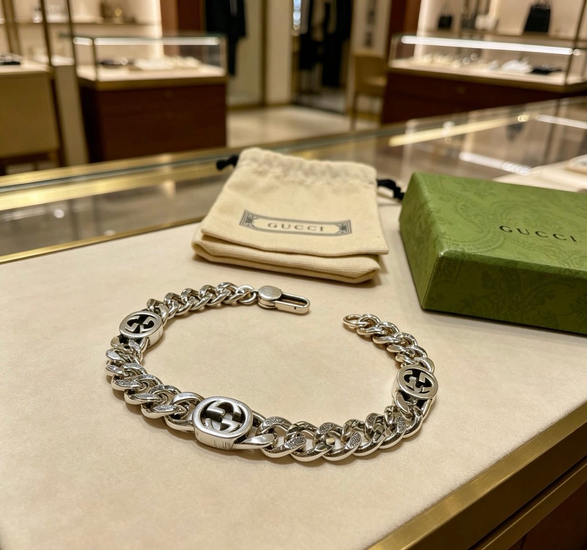 Gucci Silver-Tone Wide Woven Chain Bracelet - album image 1
