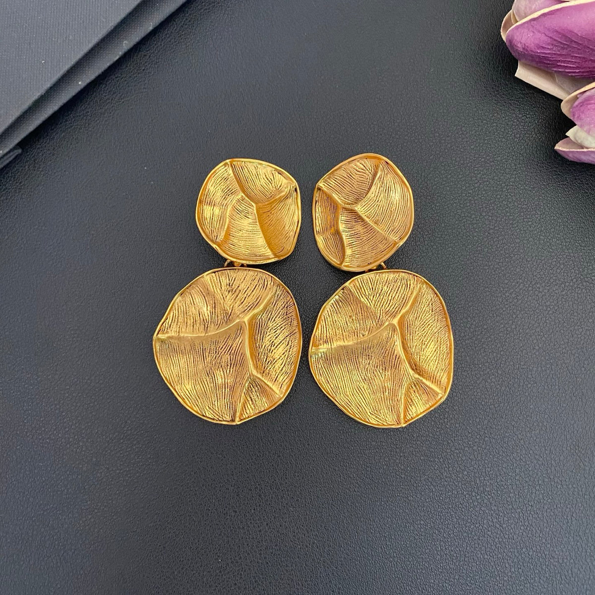 Saint Laurent Gold-Tone Irregular Double-Disc Earrings - album image 4