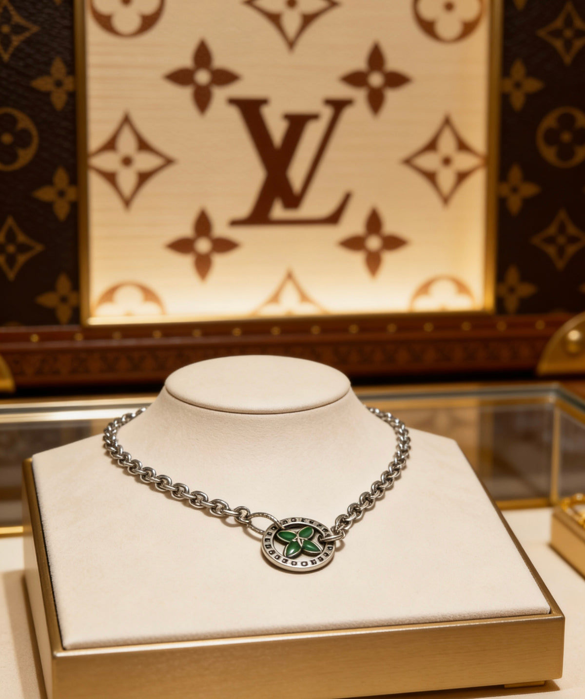 Louis Vuitton Silver-Tone Antiqued Chain Necklace - album image 7