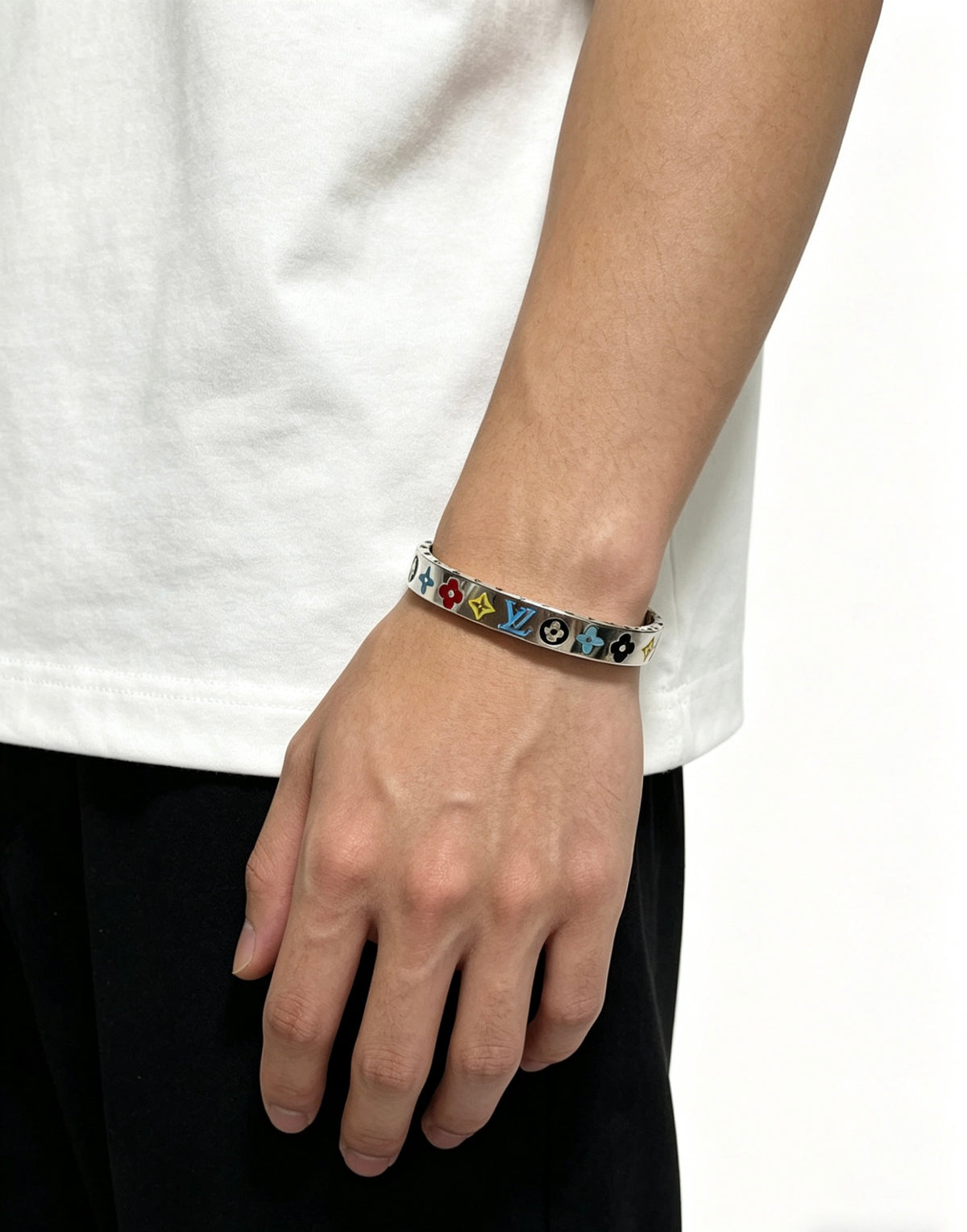 Louis Vuitton Silver-Tone Open Antiqued Chain Bracelet - album image 4