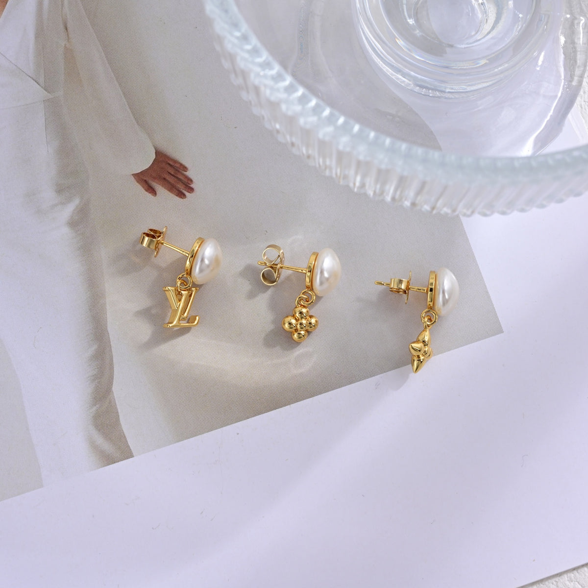 Louis Vuitton Gold-Tone Long Flower Drop Earrings - album image 8
