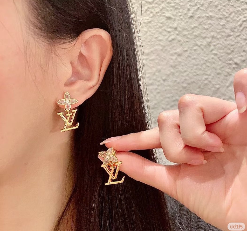 Louis Vuitton Gold-Tone LV and Flower Stud Earrings - album image 5