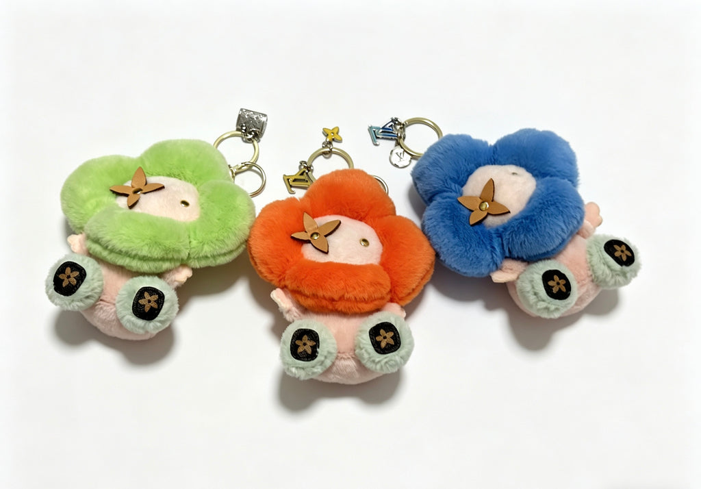 Louis Vuitton Orange Flower Plush Character Bag Charm - album image 7