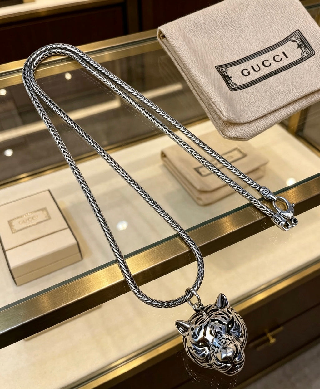 Gucci Anger Forest Interlocking G Antique Silver-Tone Silver-Tone Antiqued Chain Necklace - album image 9