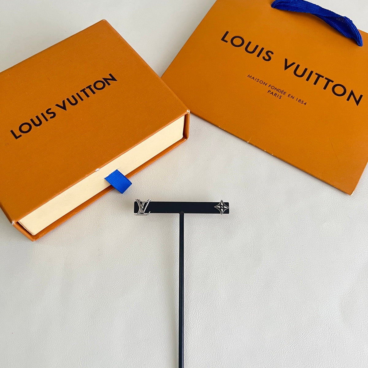 Louis Vuitton Silver-Tone LV and Flower Stud Earrings - album image 5