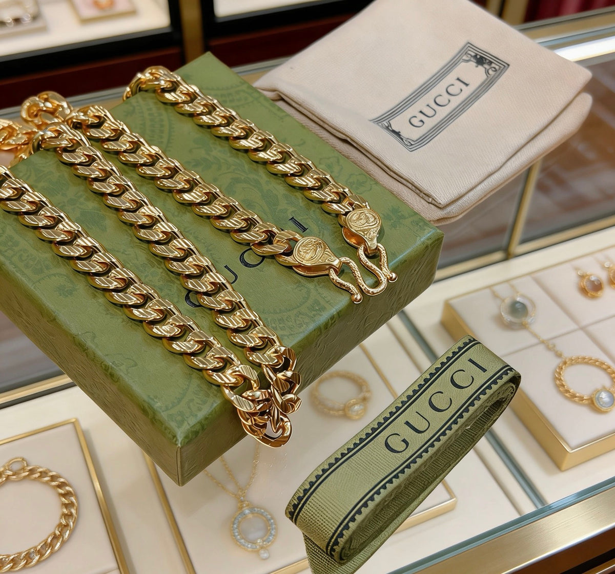 Gucci Anger Forest Interlocking G Antiqued Chain Necklace - album image 8