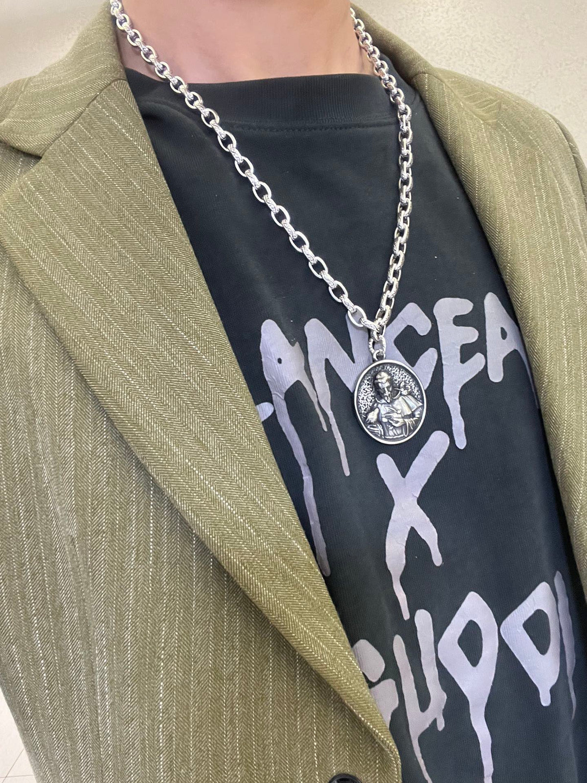Gucci Anger Forest Interlocking G Antiqued Chain Necklace - album image 3