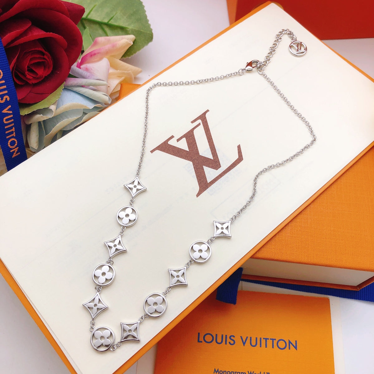 Louis Vuitton Silver-Tone Polished Necklace - album image 3