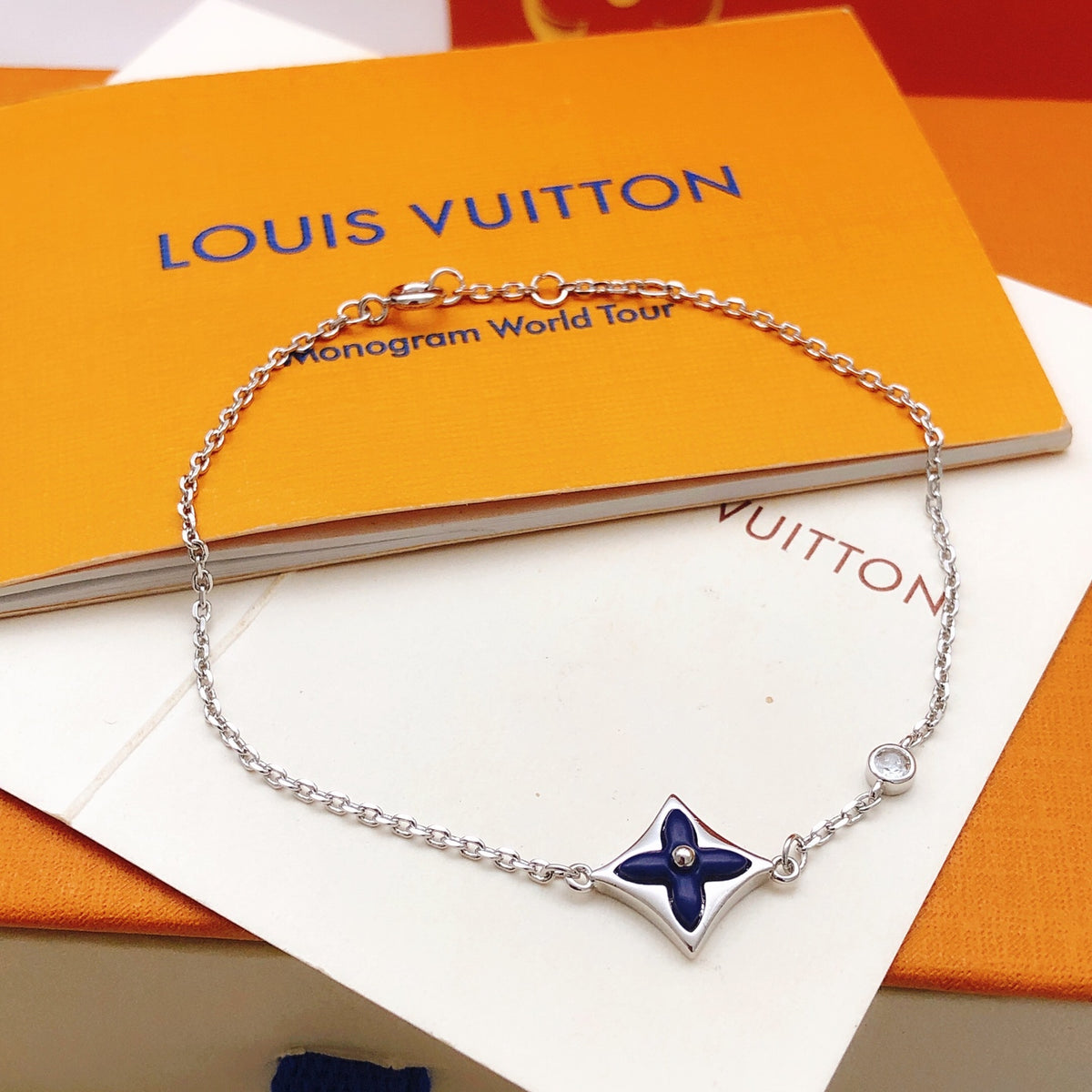 Louis Vuitton Blue Mother-of-Pearl Bracelet - album image 2