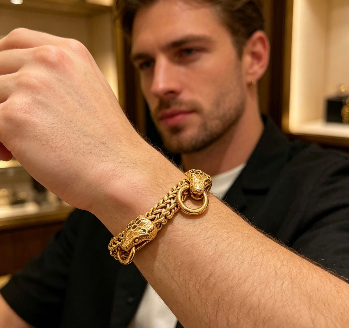 Gucci Snake Bracelet - album image 5