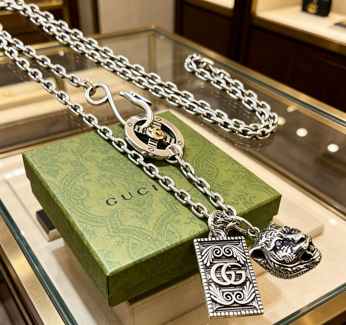 Gucci Anger Forest Interlocking G Antiqued Chain Necklace - album image 2