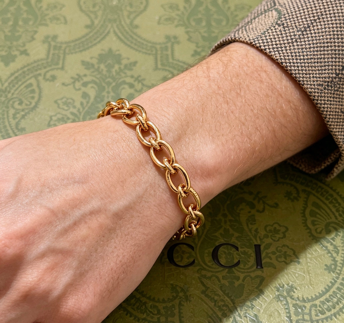 Gucci Gold-Tone Chunky Oval Link Bracelet - album image 6
