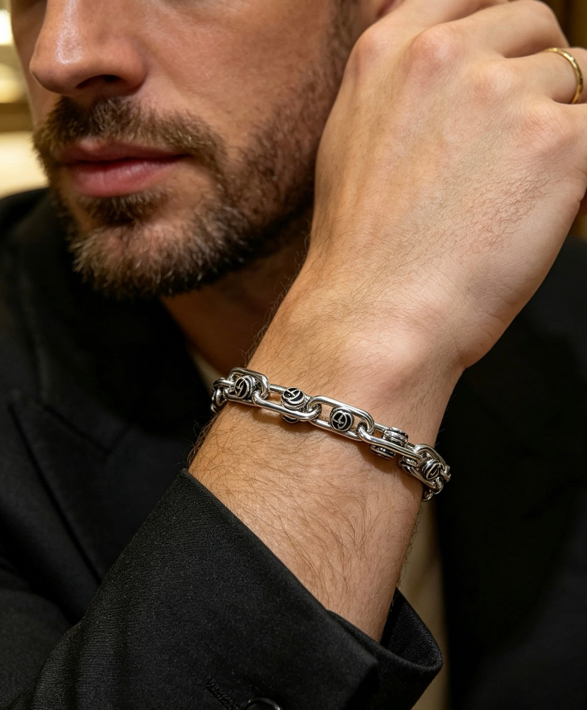 Gucci Silver-Tone Engraved Oval Link Bracelet - album image 3