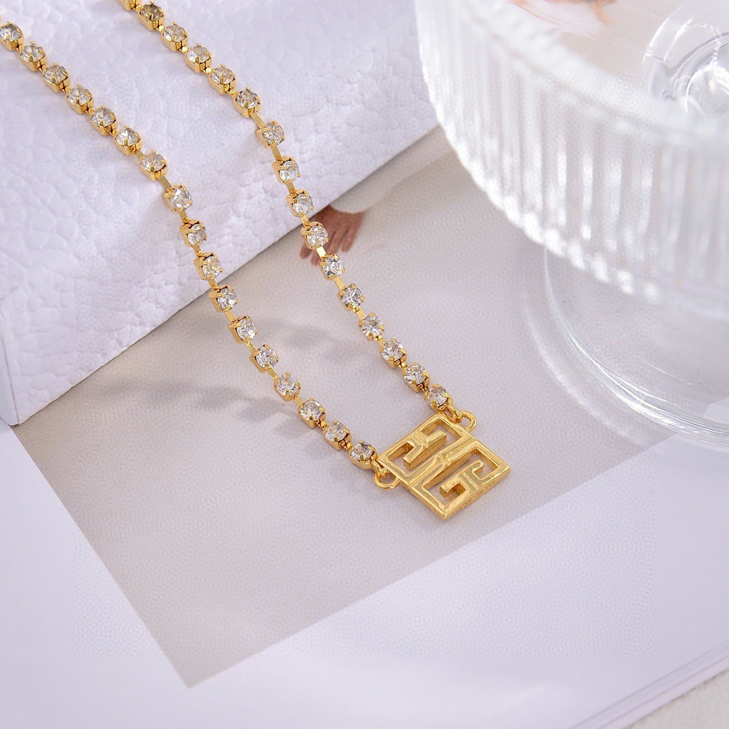 Givenchy Gold-Tone 4G Pendant Chain Necklace - product image 5