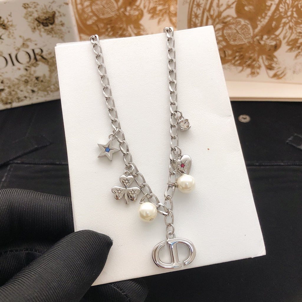 Dior Mixed Pearl-Look Clover Necklace - product image 4