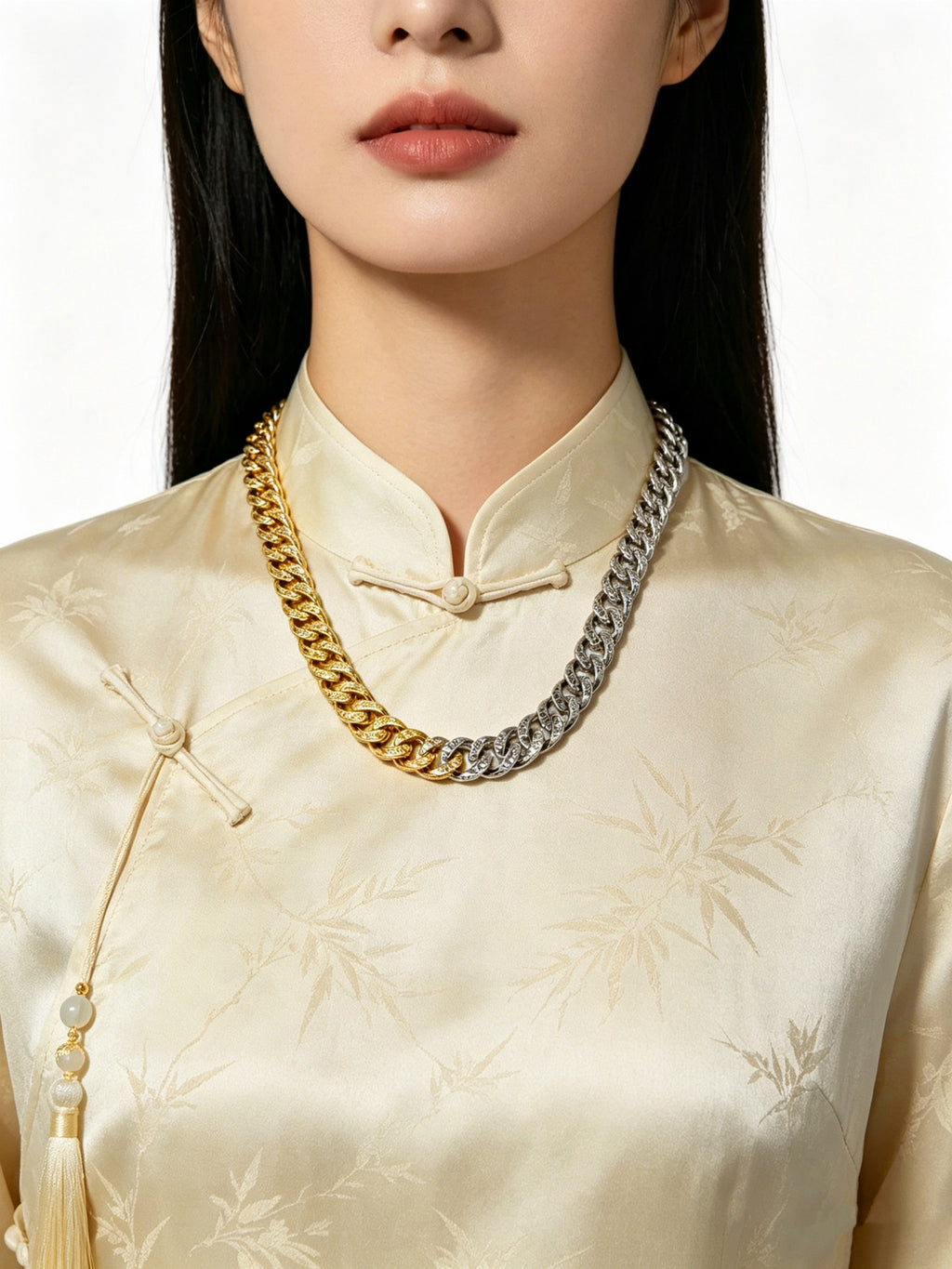 Louis Vuitton Silver-Tone Antiqued Chain Necklace - album image 9