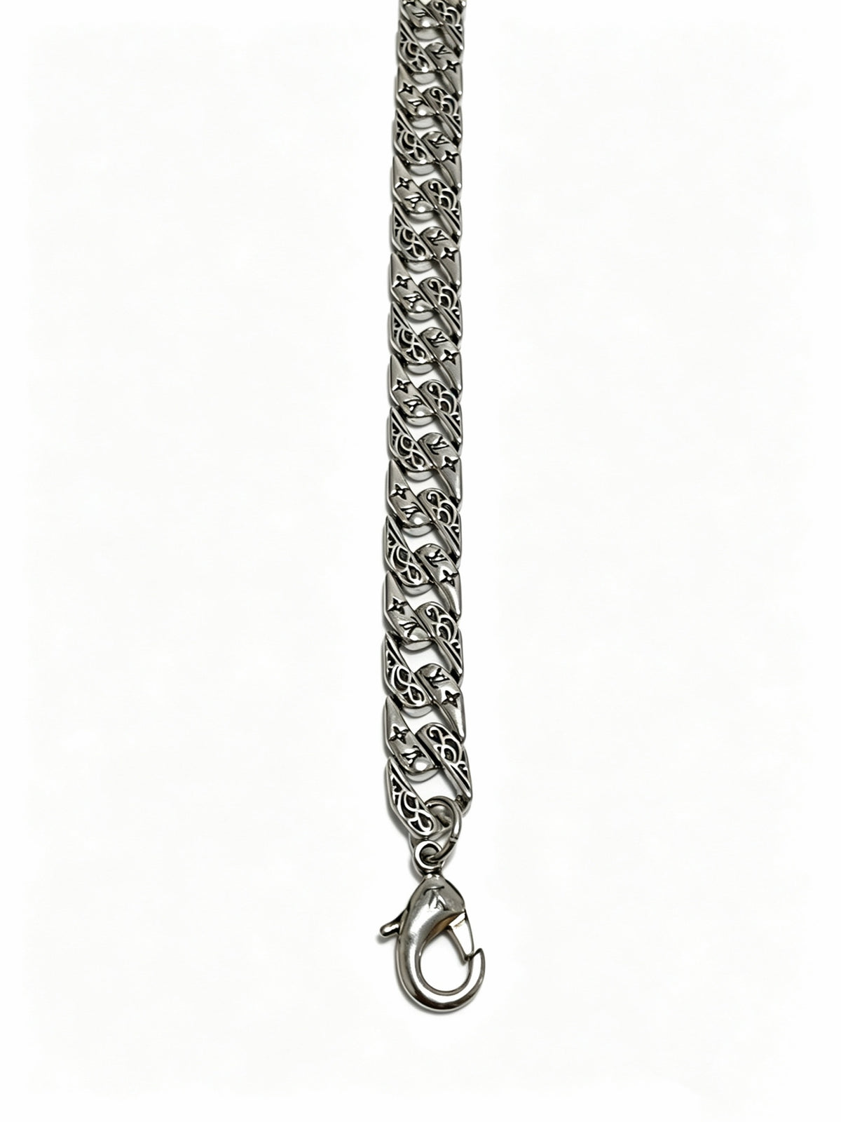 Louis Vuitton Silver-Tone Antiqued Chain Necklace - album image 3