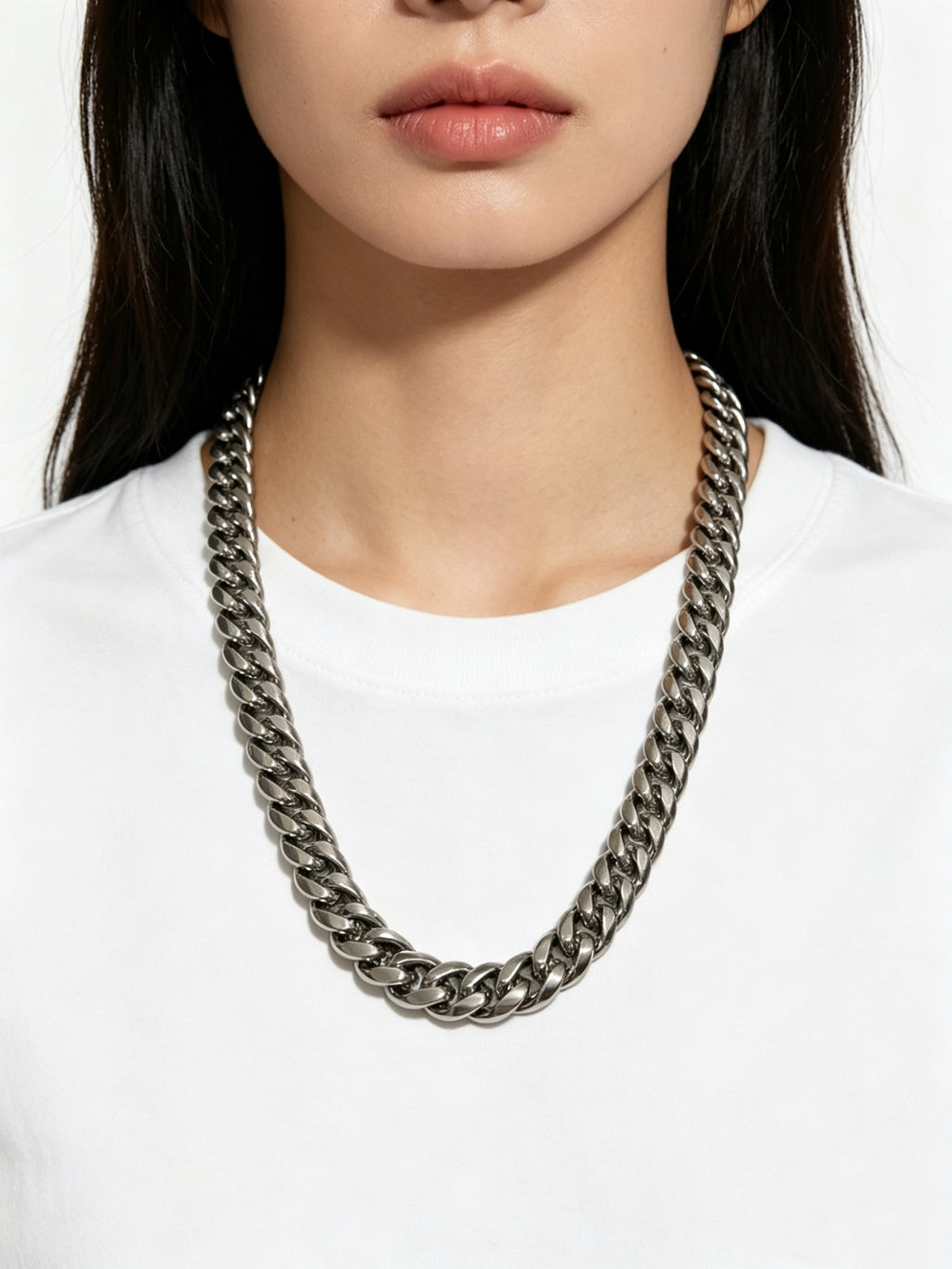Louis Vuitton Silver-Tone Antiqued Chain Necklace - album image 9