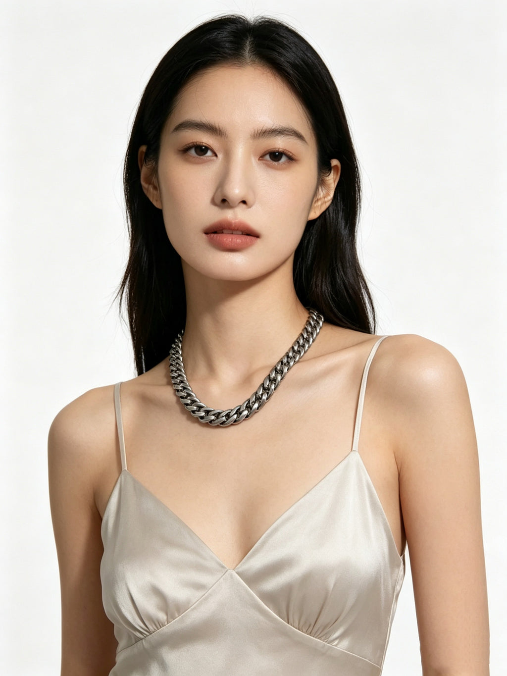 Louis Vuitton Silver-Tone Antiqued Chain Necklace - album image 10