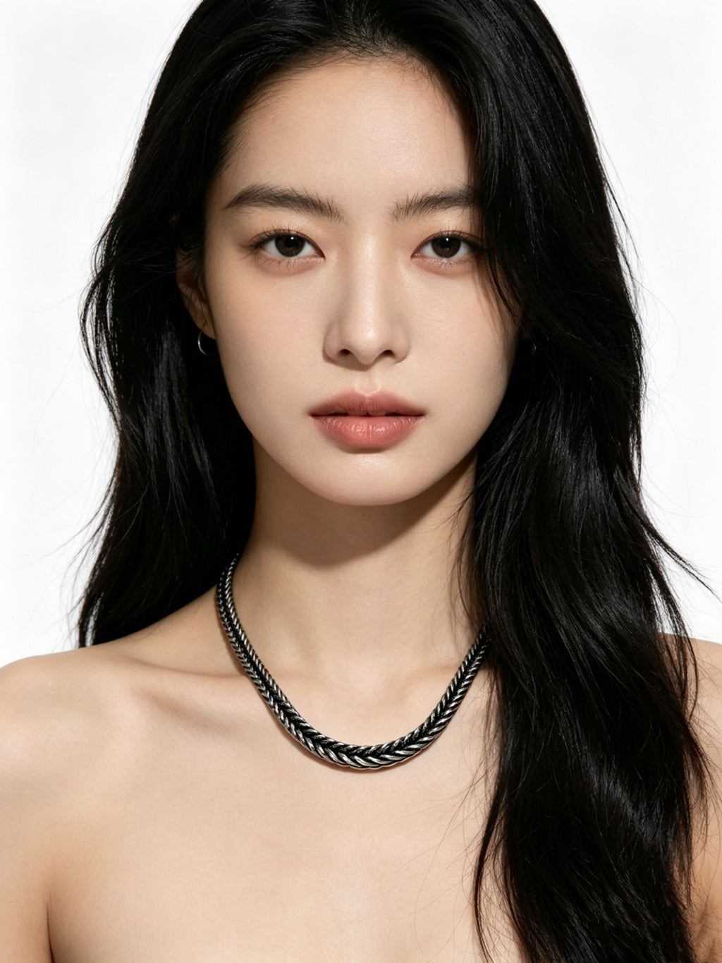 Louis Vuitton Silver-Tone Antiqued Chain Necklace - album image 9