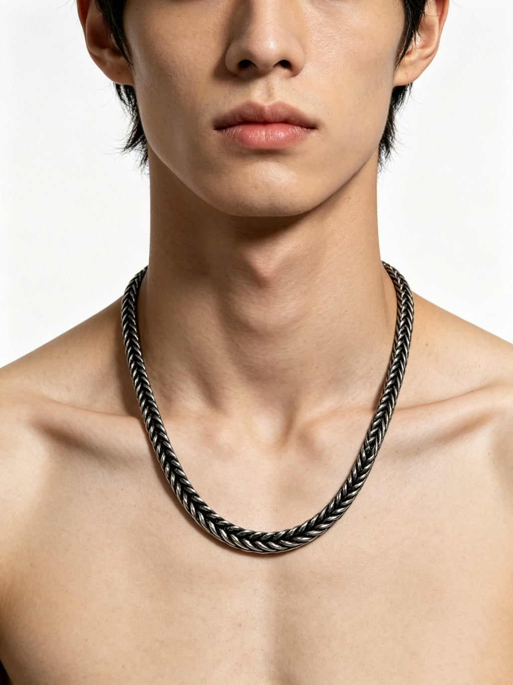 Louis Vuitton Silver-Tone Antiqued Chain Necklace - album image 8