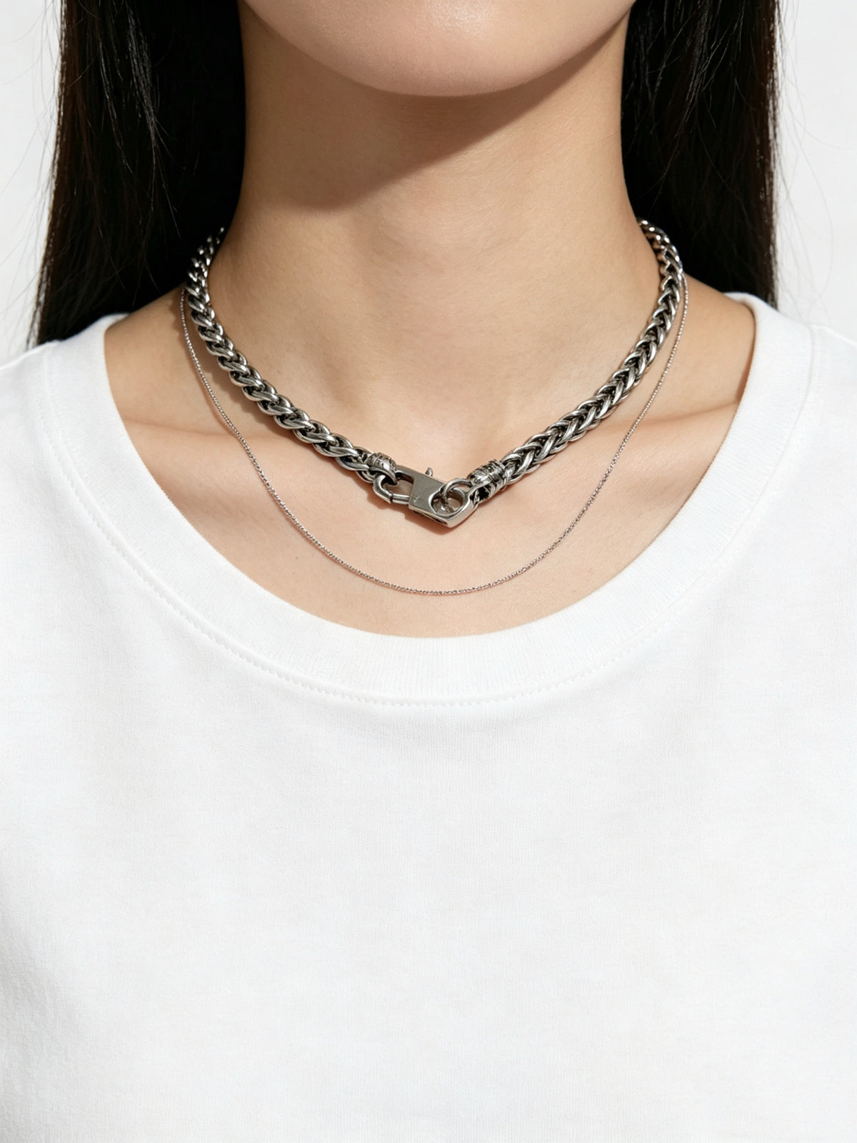 Louis Vuitton Silver-Tone Antiqued Chain Necklace - album image 10