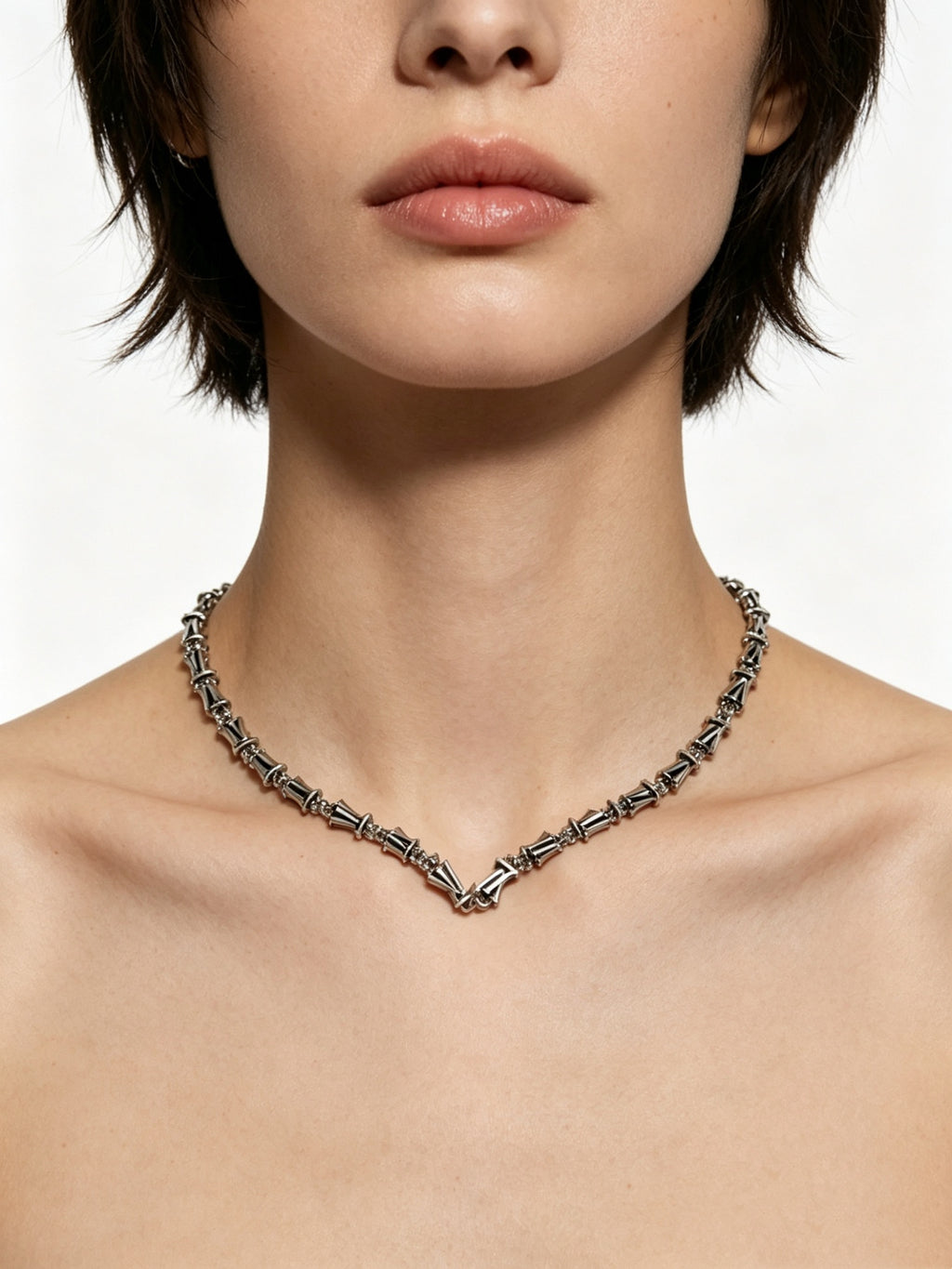 Louis Vuitton Silver-Tone Antiqued Chain Necklace - album image 6