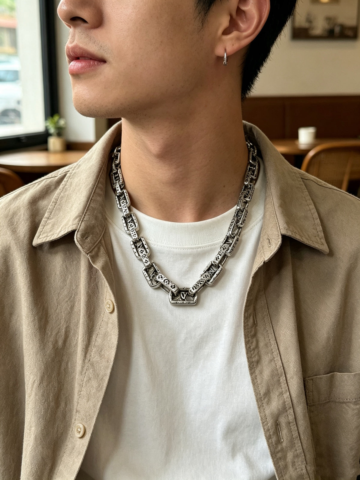 Louis Vuitton Silver-Tone Antiqued Chain Necklace - album image 5