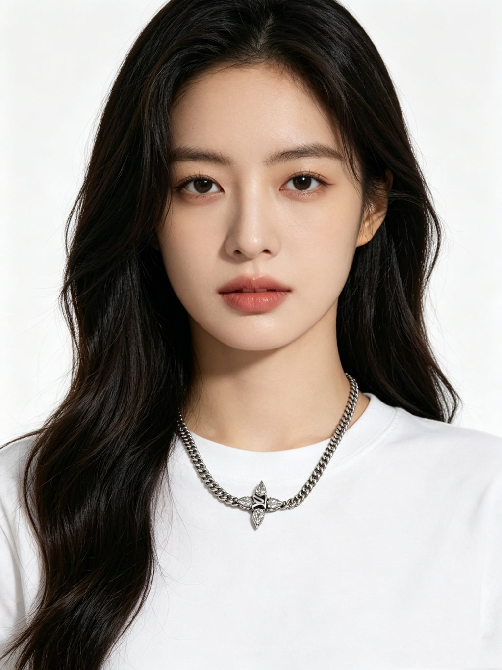 Louis Vuitton Silver-Tone Antiqued Chain Necklace - album image 6