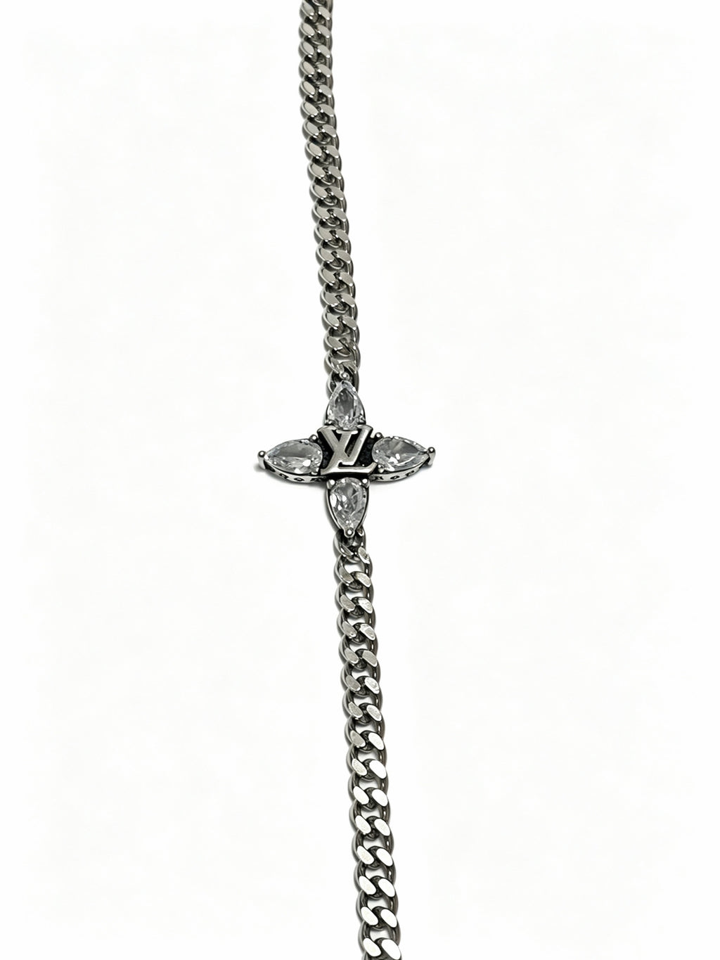 Louis Vuitton Silver-Tone Antiqued Chain Necklace - album image 3