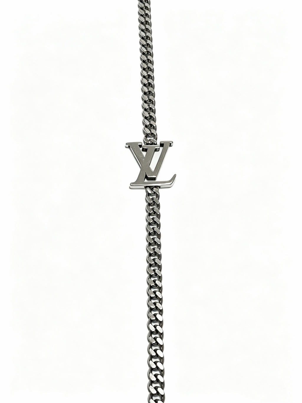 Louis Vuitton Silver-Tone Antiqued Chain Necklace - album image 3