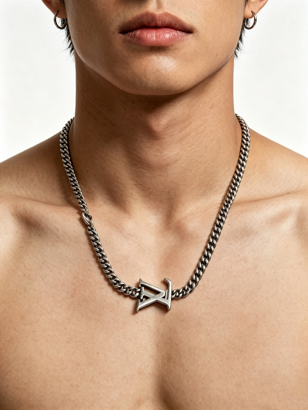 Louis Vuitton Silver-Tone Antiqued Chain Necklace - album image 6