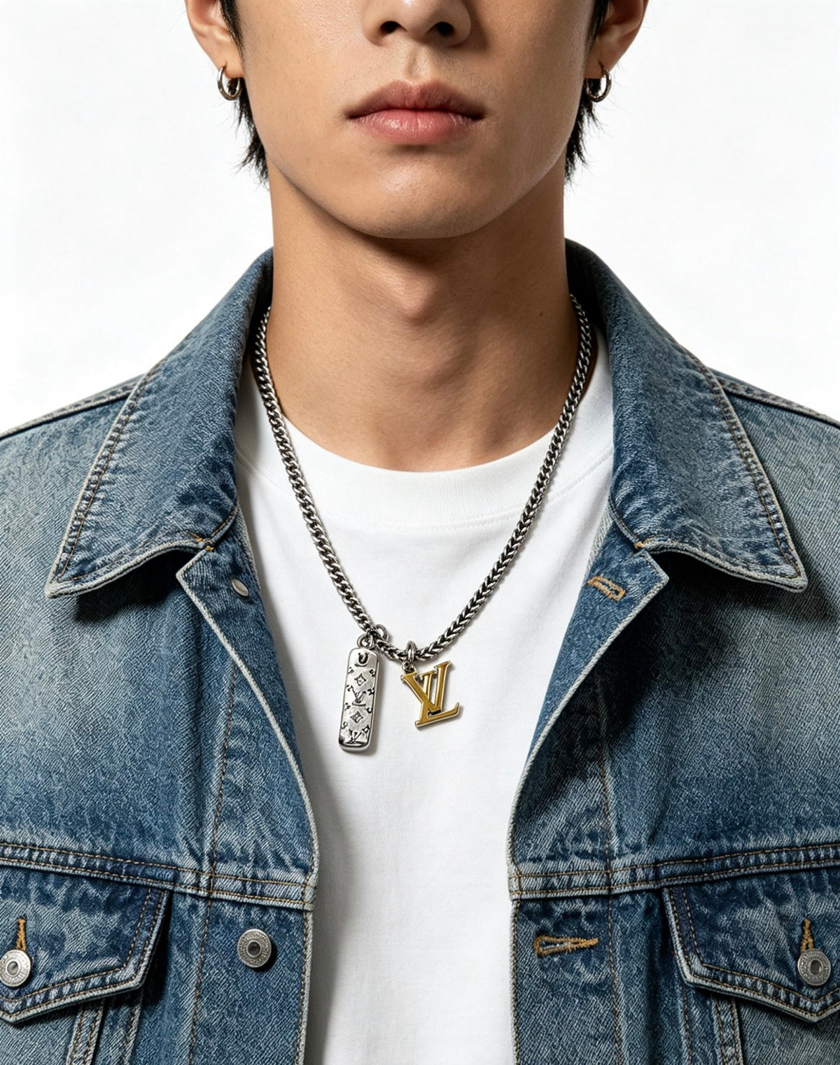 Louis Vuitton Silver-Tone Antiqued Chain Necklace - album image 5