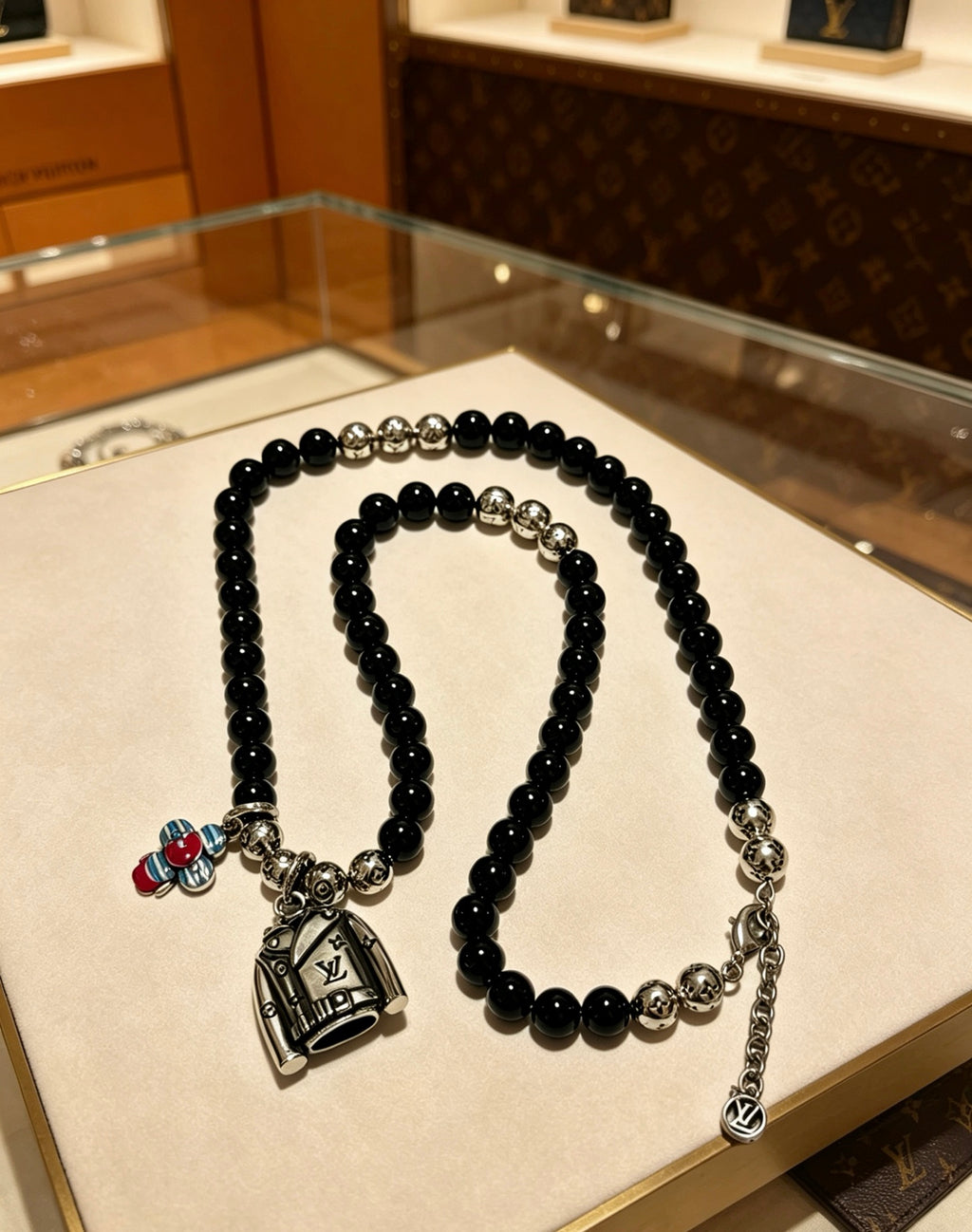 Louis Vuitton Silver-Tone Antiqued Chain Necklace - album image 7