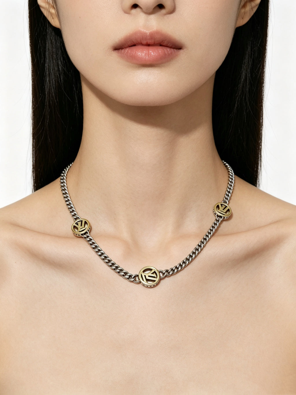 Louis Vuitton Silver-Tone Antiqued Chain Necklace - album image 9