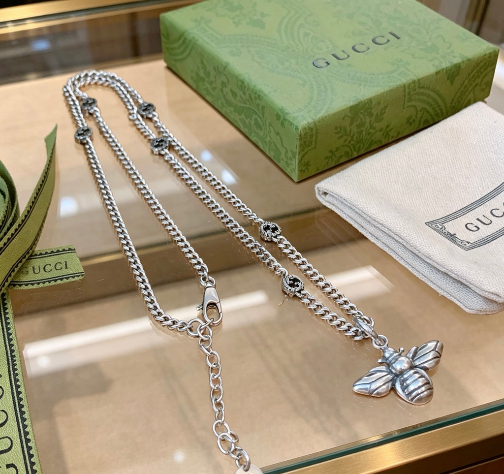 Gucci Anger Forest Interlocking G Bee Antiqued Chain Necklace - album image 8