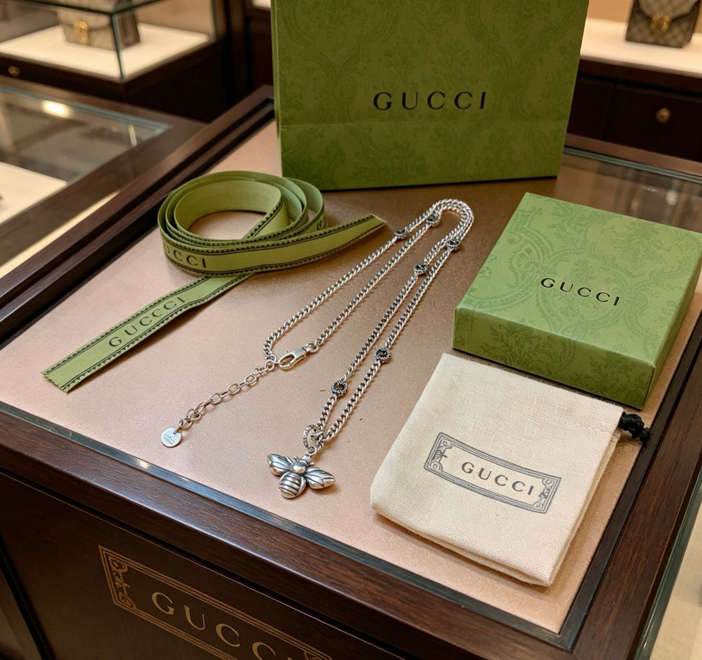 Gucci Anger Forest Interlocking G Bee Antiqued Chain Necklace - album image 9
