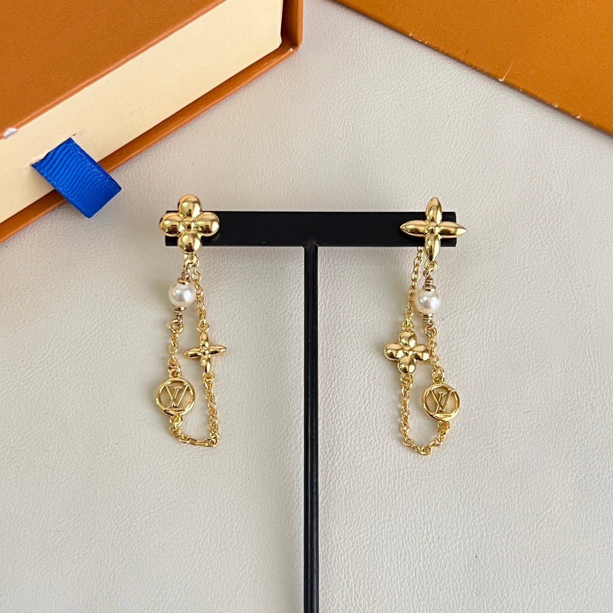 Louis Vuitton Gold-Tone Geometric Drop Earrings - album image 5
