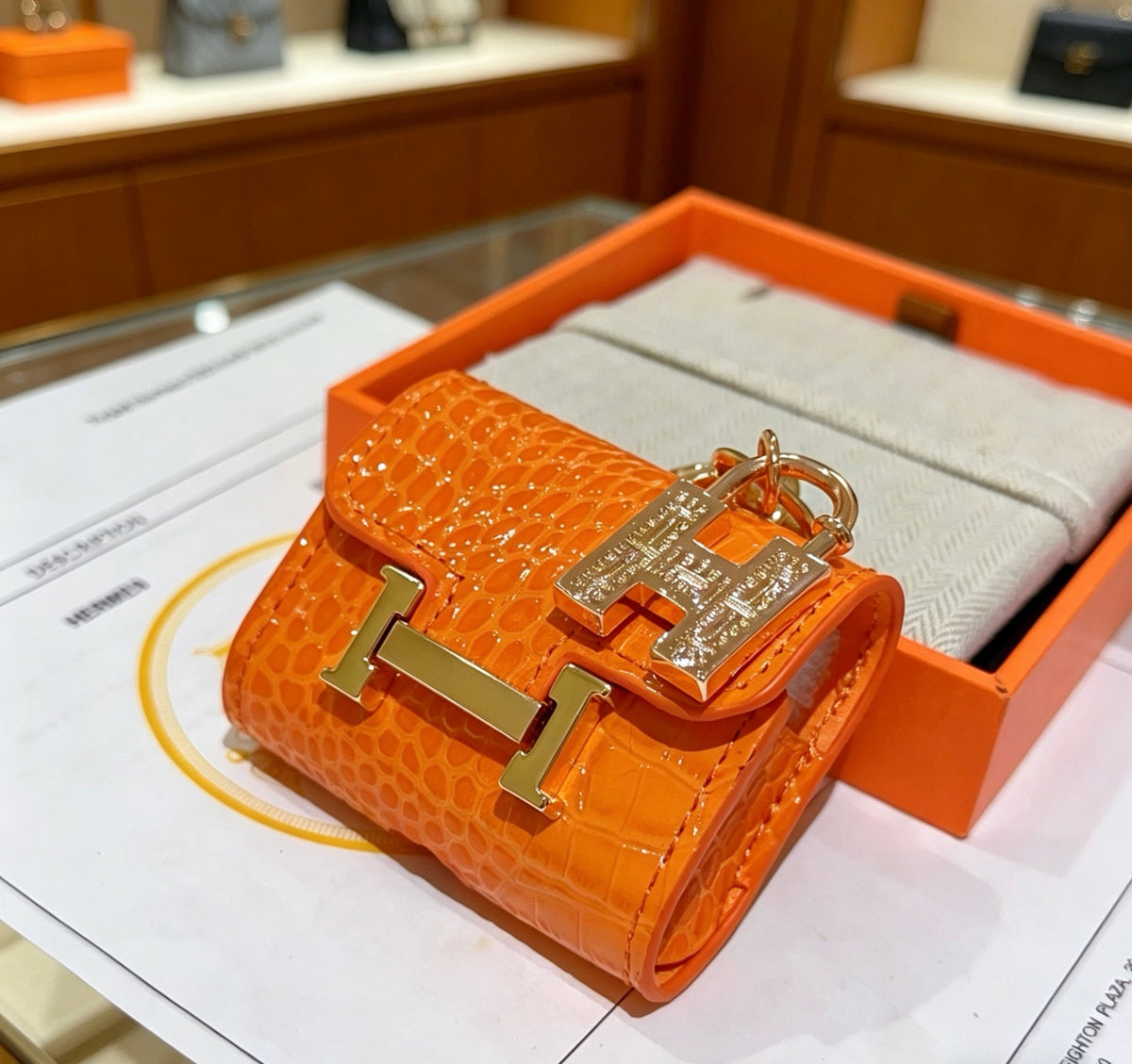 Hermès Orange Handbag-Charm Keychain - album image 4
