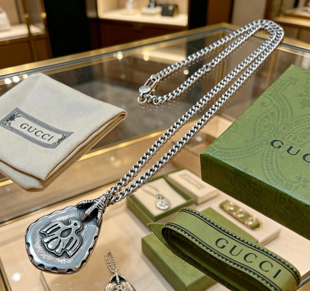 Gucci Anger Forest Interlocking G Antique Silver-Tone Silver-Tone Antiqued Chain Necklace - album image 7