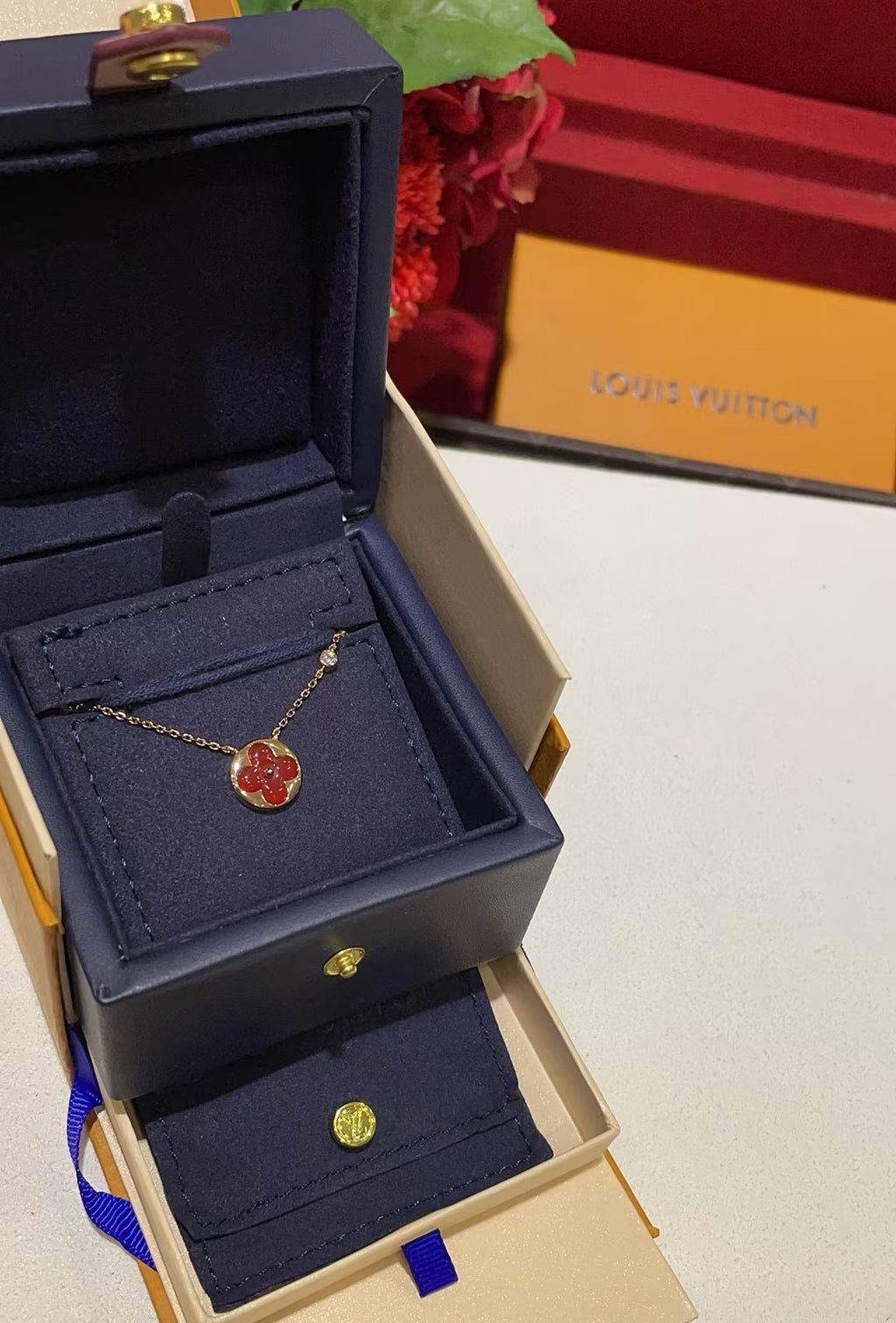 Louis Vuitton Circular Necklace - album image 2